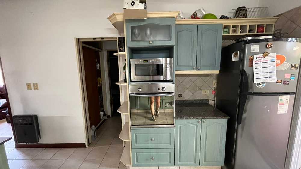 Casa en Venta en Villa Luzuriaga · dueño directo · 4 o más dorm · 2 cocheras · 220 m² de lote - Imagen 4