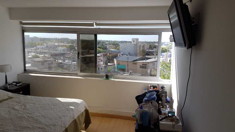 Departamento De 1 Dormitorio Ms Cochera Apta Para Camioneta - Departamento en Venta en Río Cuarto con 1 dorm., 2 amb. y 59 m2 cubiertos - imagen 9