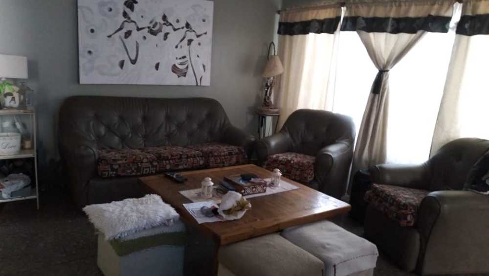 Casa en Venta Islas Malvinas 3498, Castelar - Imagen 2