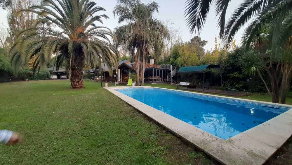 Parque Leloir, Hermosa Casa Quinta En Un Lugar Nico. - Casa en Venta en Ituzaingo con 3 dorm. y 250 m2 cubiertos - imagen 3