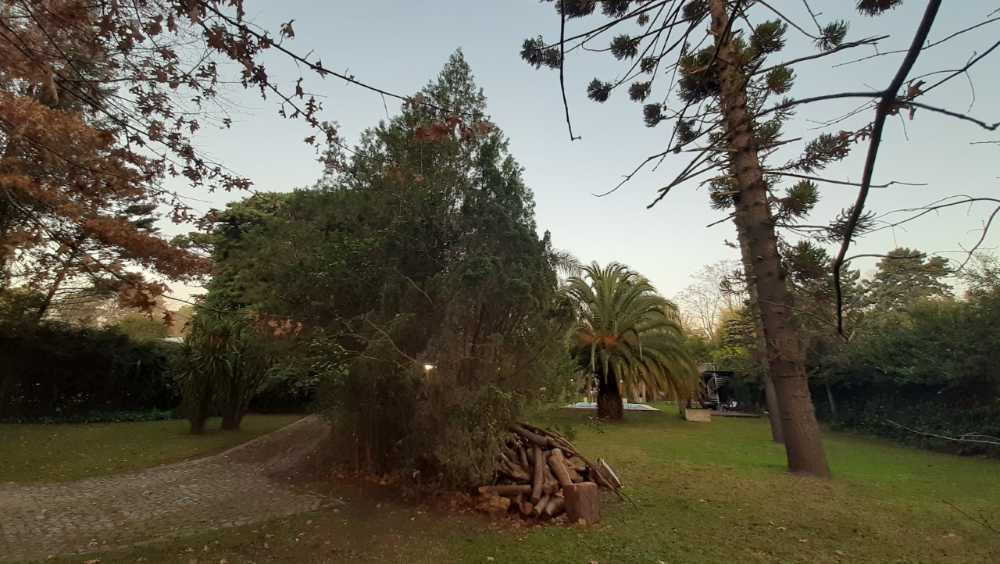 Parque Leloir, Hermosa Casa Quinta En Un Lugar Nico. - Casa en Venta en Ituzaingo con 3 dorm. y 250 m2 cubiertos - imagen 5