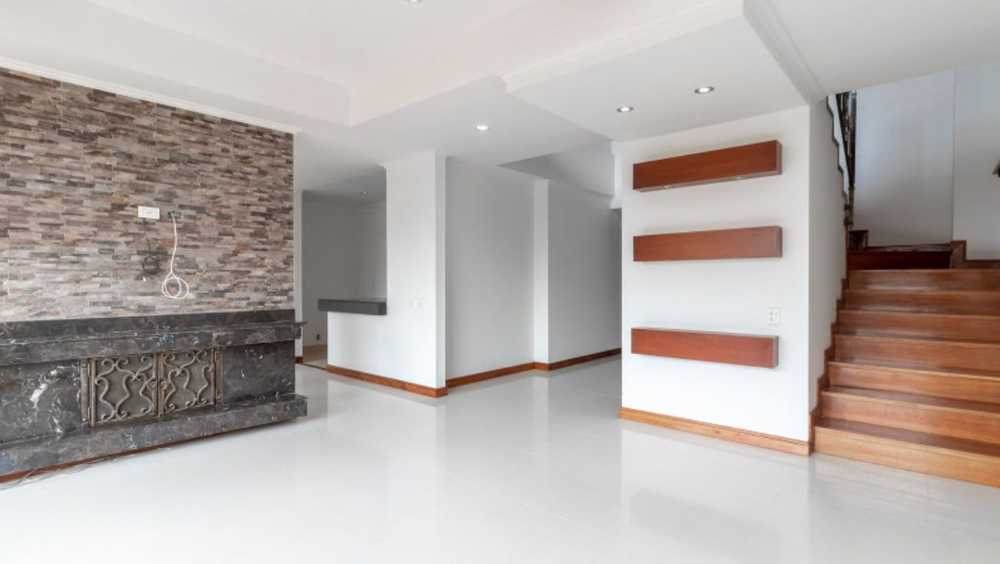 12 Avenida Federico Lacroze, Beccar