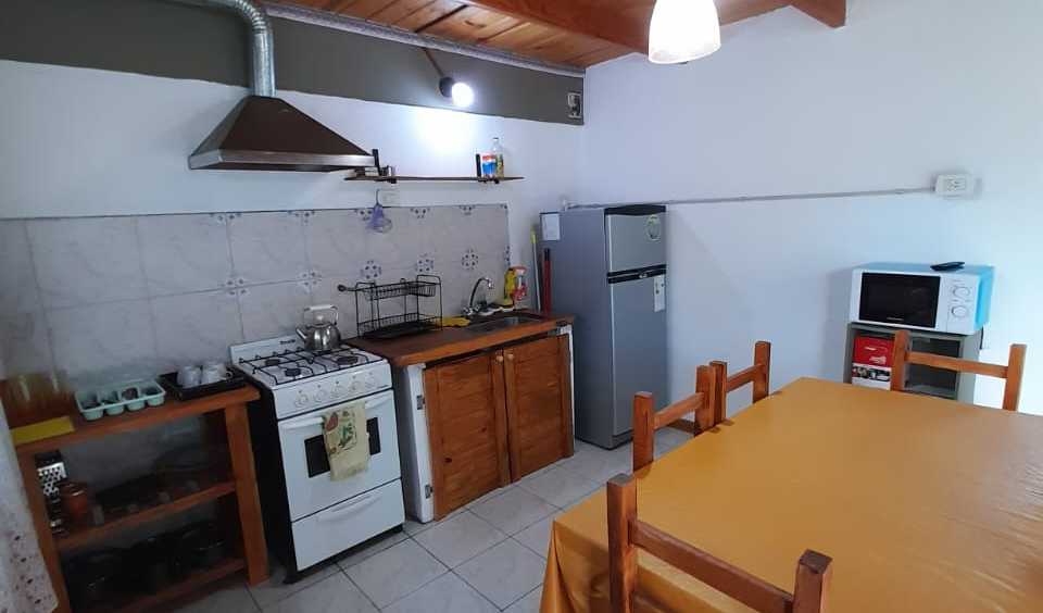 Casa en El Bolsón para en Venta · dueño directo · 2 dorm · cochera · 75 m² de lote - Imagen 2