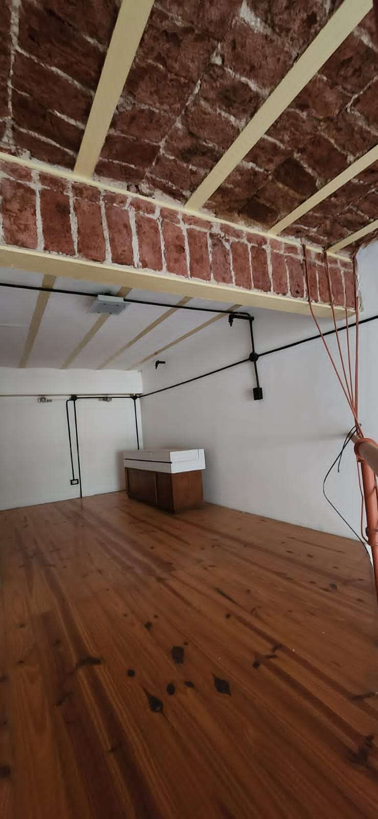 Duplex En Venta A 3 Cuadras Del Subte. Precio Por Debajo Del Mercado! - Departamento en Venta en Parque Patricios con 1 dorm., 2 amb. y 57 m2 cubiertos - imagen 9