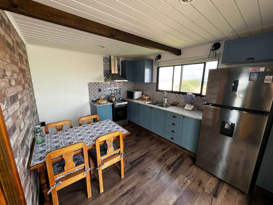 Casa Con Modernos Apartamentos A Pasos Del Mar En La Paloma - Uruguay - Casa en Venta en Abasto con 4 dorm., 225 m2 cubiertos y 273 m2 totales - imagen 8