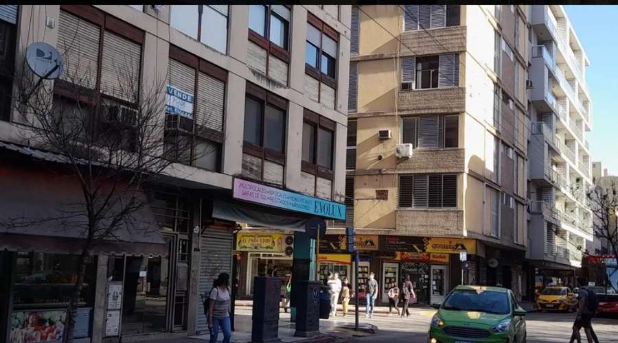 Casa en Venta en Córdoba con · dueño directo · 1 dorm · 4 ambientes - Imagen 2