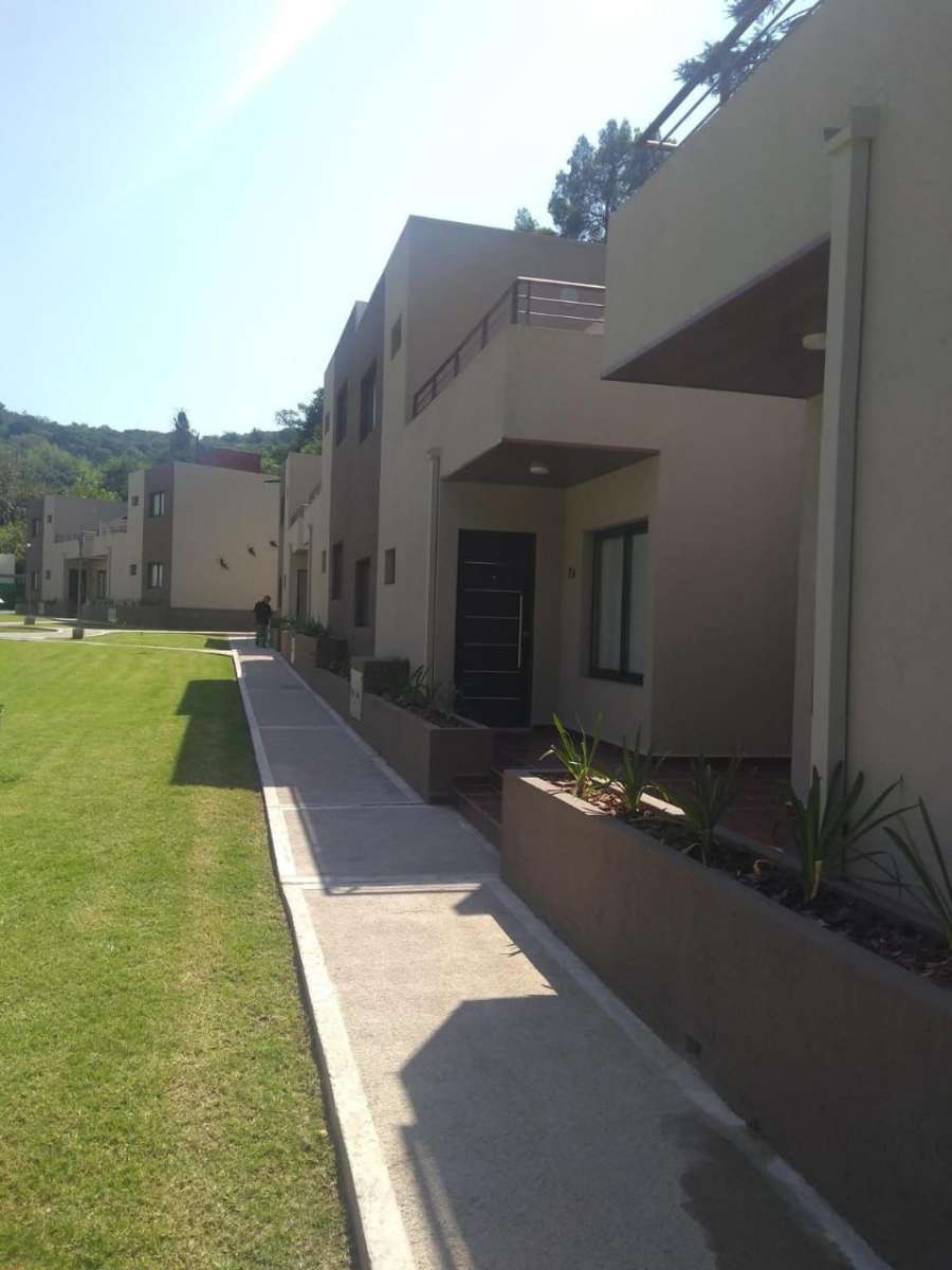 Vendo departamento nuevo en Rio Ceballos, complejo privado c/ cocheras - Imagen 5