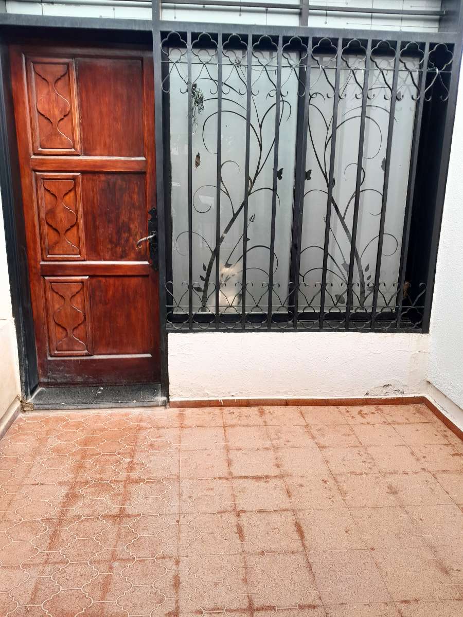 Venta de Casa en Excelente Barrio ubicado en el Corazon de la provincia - Imagen 5