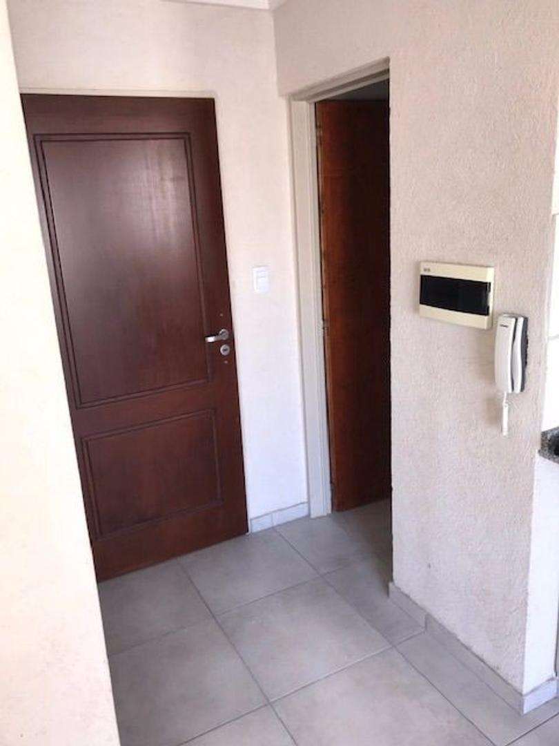 En Moron, Departamento en Alquiler · dueño directo · 1 dorm - Imagen 4