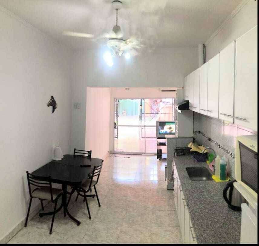 Casa A La Venta De 3 Ambientes En Monte Grande Con Jardn, Parrilla Y Cochera. - Casa en Venta en Monte Grande con 2 dorm., 3 amb., 150 m2 cubiertos y 300 m2 totales - imagen 5