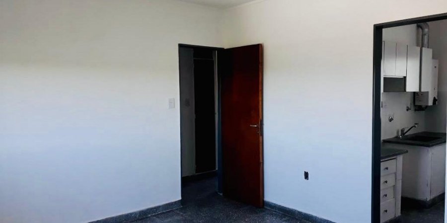Departamento en Venta en La Plata con 2 dorm. y 65 m2 cubiertos - imagen 3