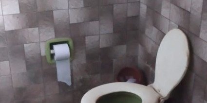 Gran Casa A Reciclar - Oportunidad Inmobiliaria! Terreno Muy Grande! - Casa en Venta en Esteban Echeverria con 3 dorm., 6 amb., 189 m2 cubiertos y 625 m2 totales - imagen 6