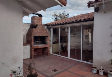 Casa en Venta en Miramar con 2 dorm y 2 cocheras - Imagen 5
