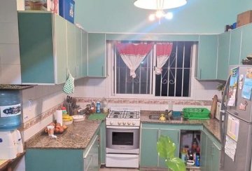 Oportunidad: Departamento en Venta en Bernal · dueño directo · 3 dorm · 4 ambientes · cochera - Imagen 4