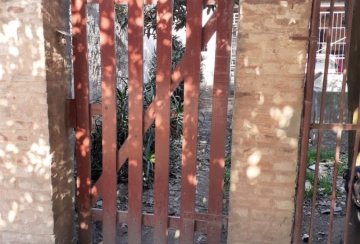 Tu próxima Casa en Venta en Guernica · dueño directo · 4 o más dorm · cochera · 200 m² de lote - Imagen 1