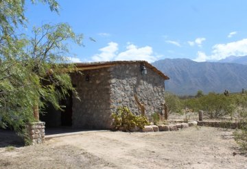 Casa en Venta en La Rioja con 2 dorm y 6 ha - Imagen 3