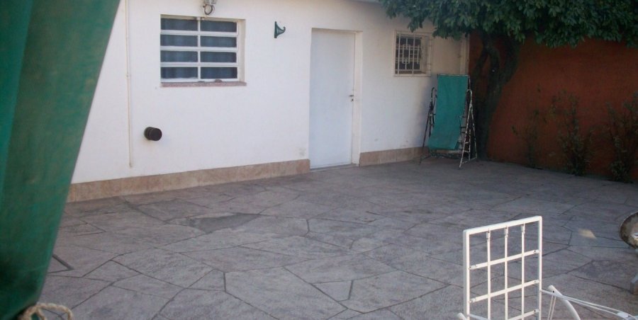 Casa en Venta en Córdoba con 4 dorm., 600 m2 cubiertos y 600 m2 totales - imagen 5