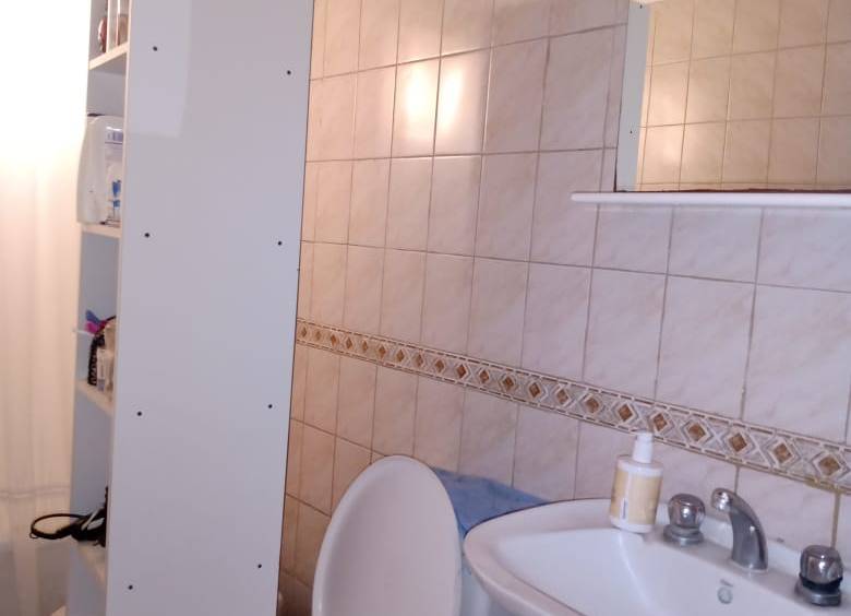 Vendo Excelente Dplex Ministro Rivadavia - Casa en Venta en Almirante Brown con 2 dorm., 100 m2 cubiertos y 240 m2 totales - imagen 10