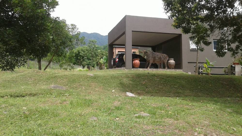Casa en Yerba Buena: en Venta · barrio con seguridad · dueño directo · 2 dorm · 2 cocheras - Imagen 3