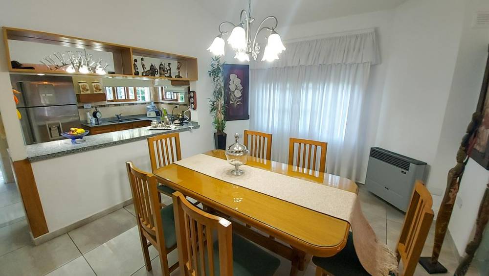 BELLA CASA EN VENTA CENTRICA - Imagen 3