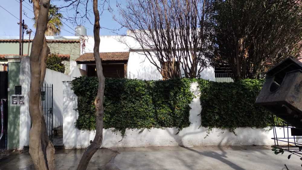 Excelente Casa en Tigre en Venta · dueño directo · 4 o más dorm · 2 cocheras · 350 m² de lote - Imagen 1