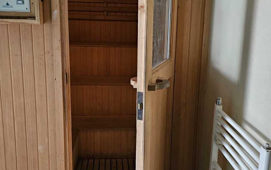 Casa en Pinamar para en Venta · dueño directo · 3 dorm · cochera · 1 m² de lote - Imagen 2
