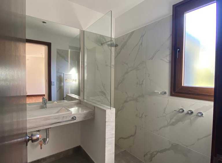Casa en Venta Barrio Golf Nuevo, Río Cuarto - Imagen 4