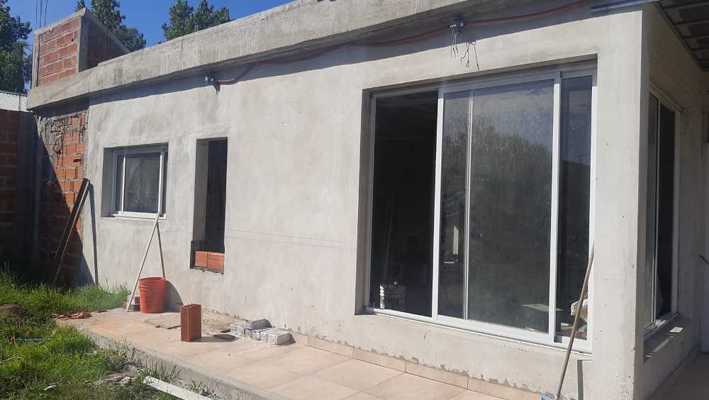 Comprar Departamento en La Plata · dueño directo · 2 dorm · 5 cocheras · 600 m² de lote - Imagen 2