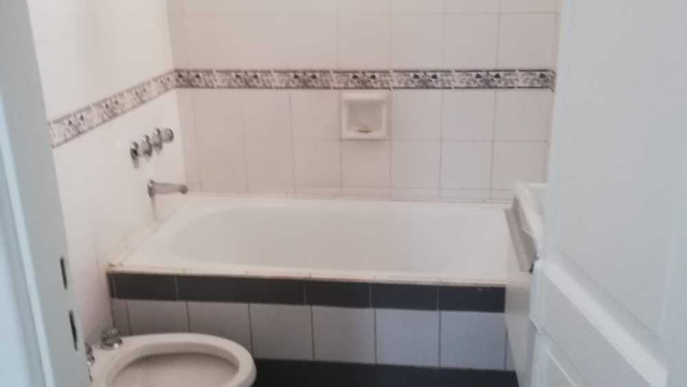 Departamento Tres Ambientes En Alquiler Recoleta - Consultorio en Alquiler en Recoleta con 50 m2 cubiertos - imagen 9