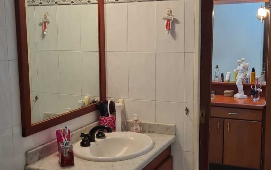 Casa De Dos Plantas, En Localidad Super Tranquila Y Agradable - Casa en Venta en Veronica con 3 dorm., 6 amb., 220 m2 cubiertos y 596 m2 totales - imagen 6
