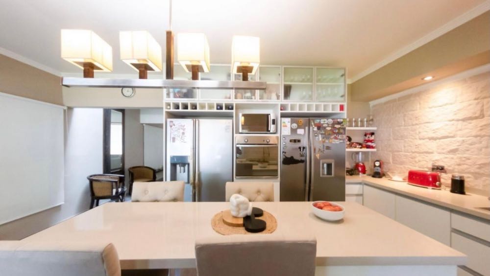 Casa en Ituzaingo: en Venta · barrio privado · dueño directo · 4 o más dorm · 4 cocheras - Imagen 2