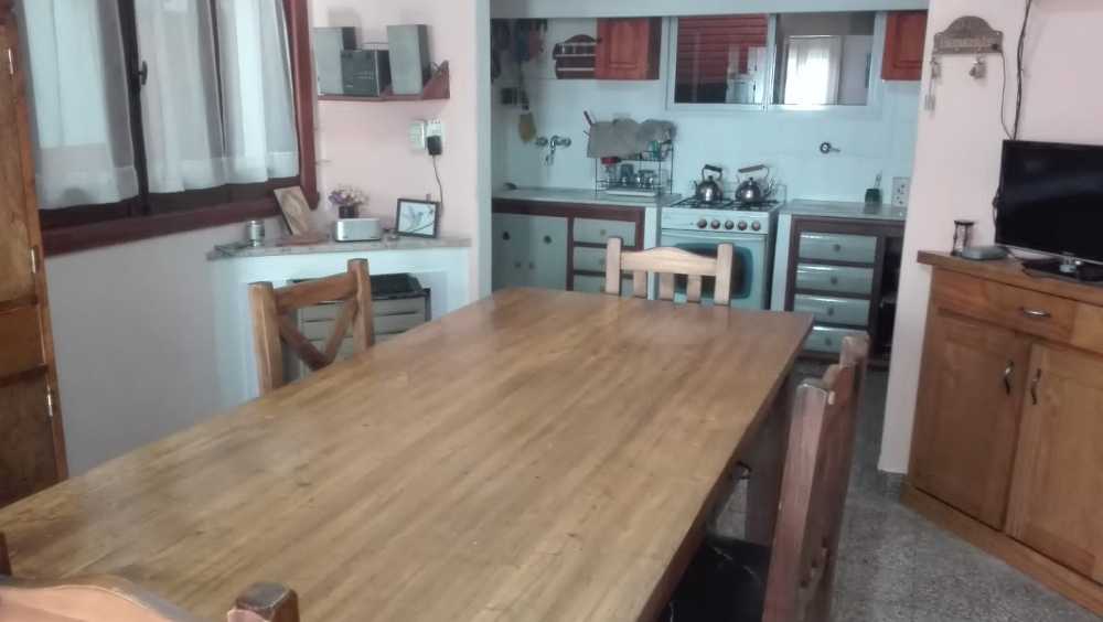 Se Vende Casa Excelente Ubicacion. Lista Para Ser Habitada - Casa en Venta en Bahía Blanca con 2 dorm., 6 amb., 110 m2 cubiertos y 118 m2 totales - imagen 2