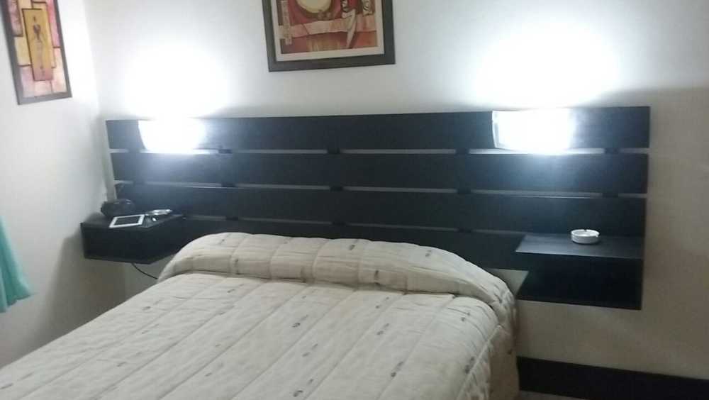 Oportunidad: Casa en Venta en Río Gallegos · dueño directo · 2 dorm · cochera · 240 m² de lote - Imagen 1