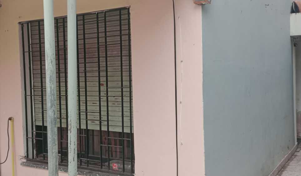 Excelente Cochera en Caseros en Venta · barrio privado · dueño directo · 1 dorm · 54 m² de lote - Imagen 1