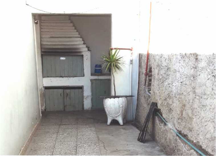 Excelente ph tipo casa en Caseros con dos patios, parrilla, todos los servicios - Imagen 5