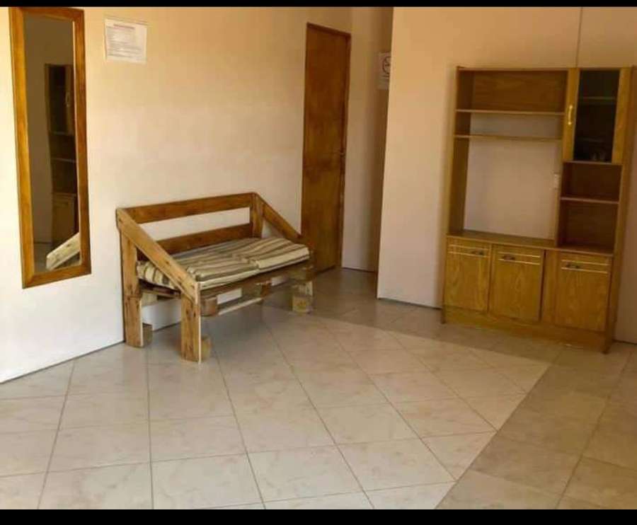 Alquilo Casa Temporario - Casa en Temporario en Uspallata con 2 dorm., 3 amb., 72 m2 cubiertos y 2.500 m2 totales - imagen 4