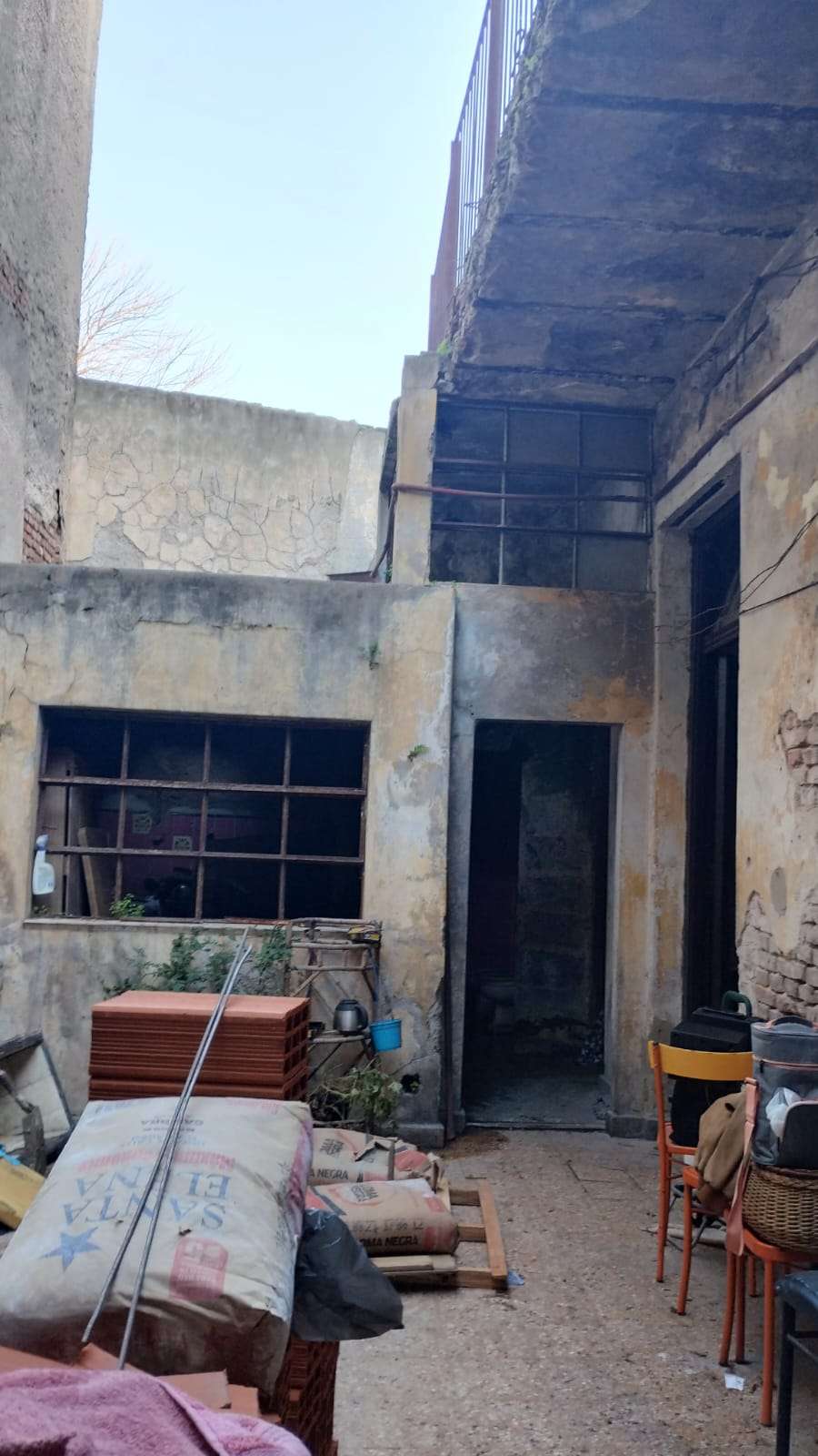 Terreno Para Edificar O Casa A Refaccionar Con Local Y Cochera De 136 M En Nueva Pompeya - Terreno en Venta en Nueva Pompeya con 136 m2 de terreno - imagen 6