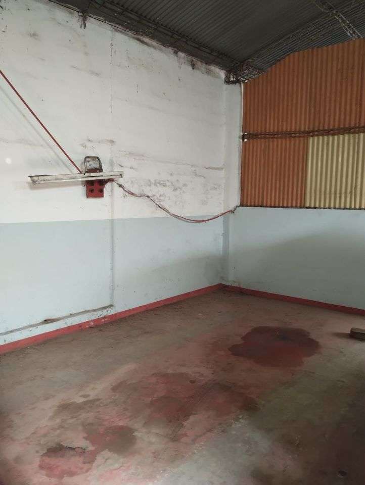Excelente Local Comercial Ubicado Sobre Av. San Martin, La Calera - Galpón en Alquiler en La Calera con 1 m2 cubiertos y 1 m2 totales - imagen 3