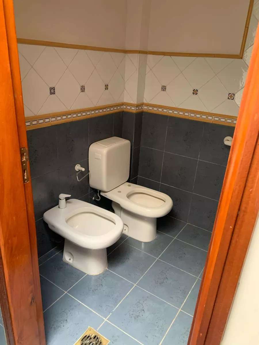 Vendo Casa En Sector Plaza Moretti - Casa en Venta en Río Cuarto con 4 dorm. - imagen 6