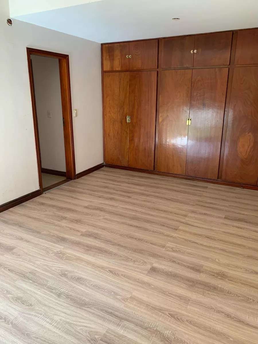 Vendo Casa En Sector Plaza Moretti - Casa en Venta en Río Cuarto con 4 dorm. - imagen 13