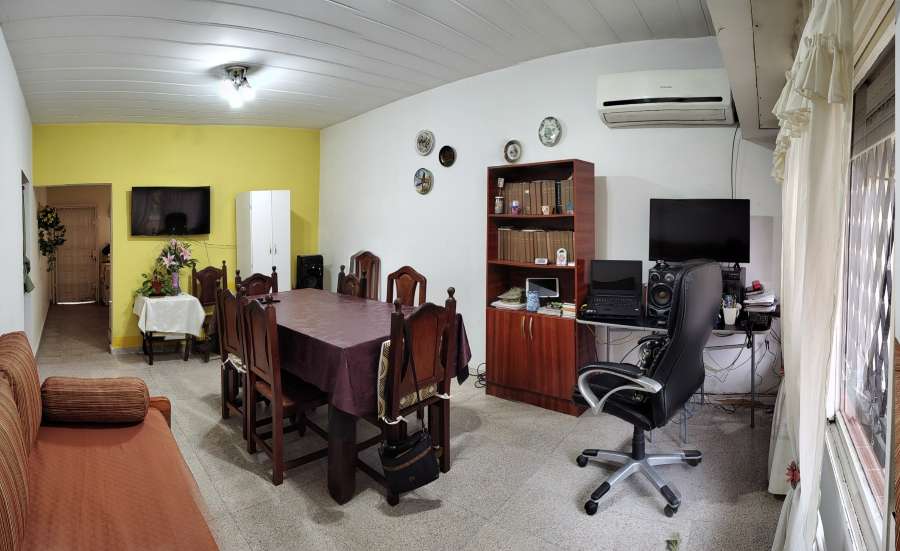 Venta De Casa 3 Amb Ms Depto 2 Amb. - Casa en Venta en Gonzalez Catan con 3 dorm., 5 amb., 125 m2 cubiertos y 300 m2 totales - imagen 3