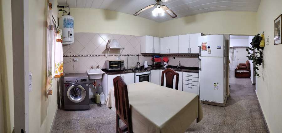 Venta De Casa 3 Amb Ms Depto 2 Amb. - Casa en Venta en Gonzalez Catan con 3 dorm., 5 amb., 125 m2 cubiertos y 300 m2 totales - imagen 8