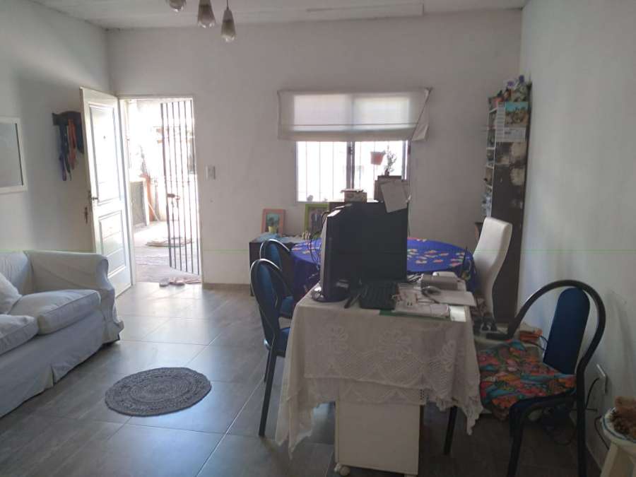 Venta De Casa 3 Amb Ms Depto 2 Amb. - Casa en Venta en Gonzalez Catan con 3 dorm., 5 amb., 125 m2 cubiertos y 300 m2 totales - imagen 13