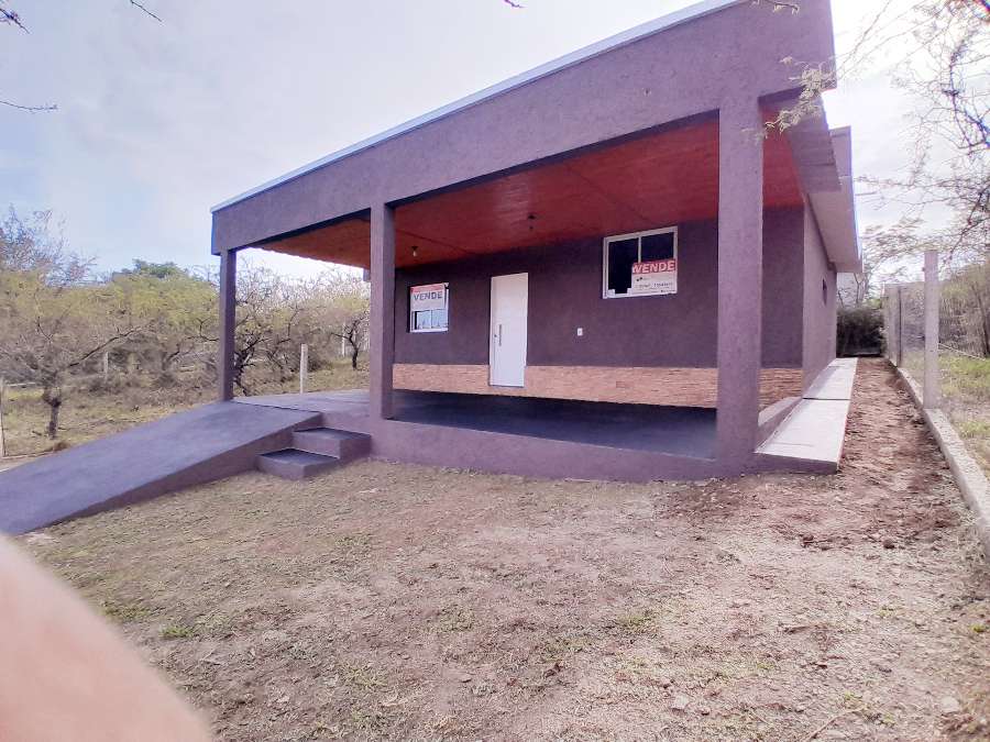 Casa disponible para la en Venta en Villa Anizacate · dueño directo · 2 dorm · 6 ambientes · 330 m² de lote - Imagen 2