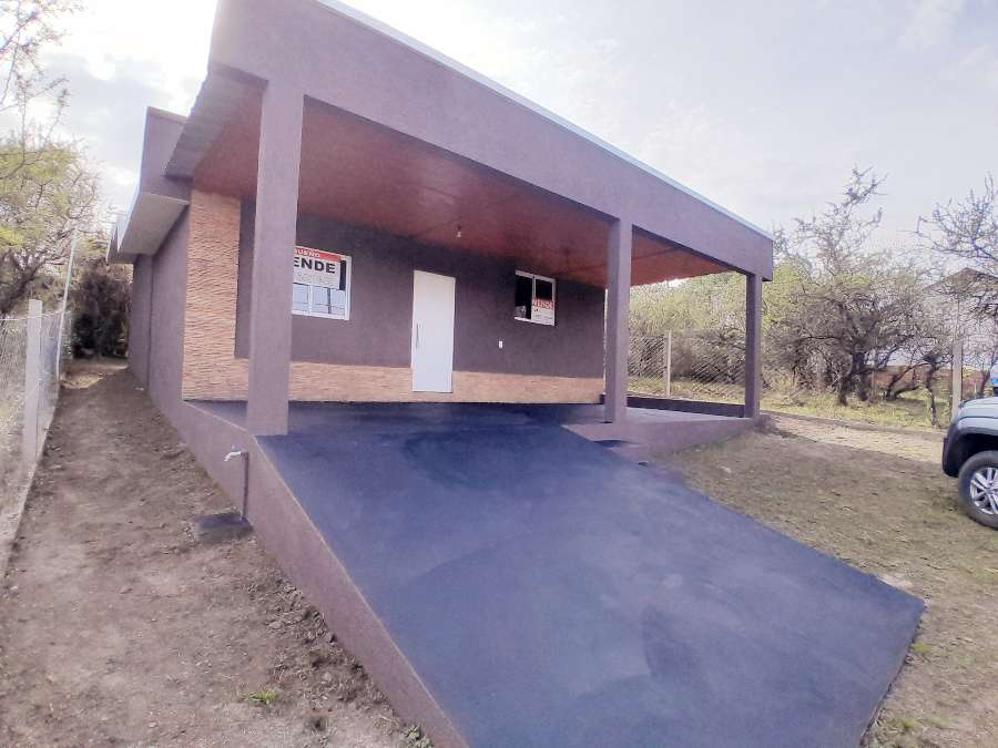 Casa A Estrena Muy Linda 110mt Hermoso Entorno Y Tranquilo - Casa en Venta en Villa Anizacate con 2 dorm., 6 amb., 110 m2 cubiertos y 330 m2 totales - imagen 13