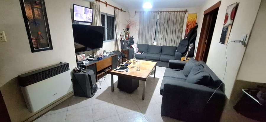 Casa+galpn+pileta+cochera - Casa en Venta en Córdoba con 3 dorm., 6 amb., 210 m2 cubiertos y 450 m2 totales - imagen 7