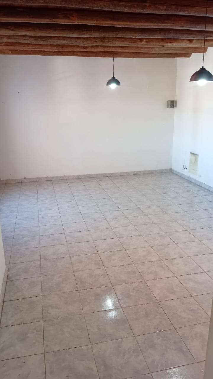 Local en Villa Nueva en Venta · dueño directo · 2 dorm · 4 ambientes · 72 m² de lote - Imagen 3