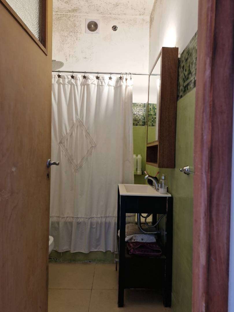 Venta De Casa 3 Ambientes En Temperley - Apto Crdito - Cochera Y Patio - Casa en Venta en Temperley con 2 dorm., 3 amb., 110 m2 cubiertos y 200 m2 totales - imagen 2