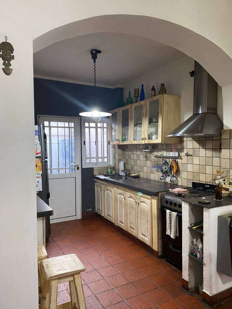 Casa En Venta De 3 Ambientes Con Patio En Lans - Casa en Venta en Lanus con 2 dorm., 3 amb., 70 m2 cubiertos y 93 m2 totales - imagen 8