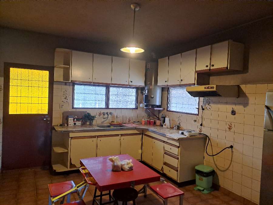 Casa Con Departamento Monoambiente Atrs (2viviendas) - Casa en Venta en Hurlingham con 3 dorm., 3 amb., 155 m2 cubiertos y 250 m2 totales - imagen 6